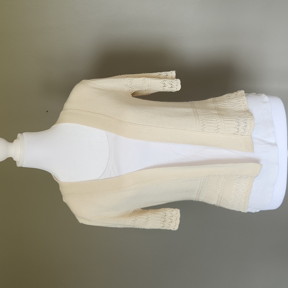 Mary Sophia Short Sleeve Cardigan Sweater Size Small Cream